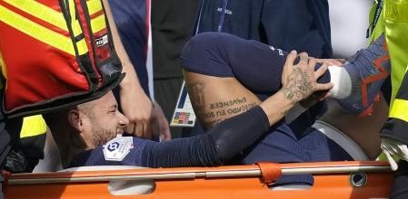 Neymar tiene una ruptura parcial de los ligamentos del tobillo | Deportes
