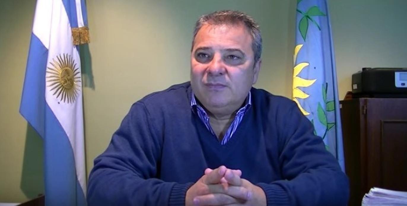 Un intendente de Juntos por el Cambio se pasó al peronismo: "Kicillof será gobernador 4 años más" | Política y economía