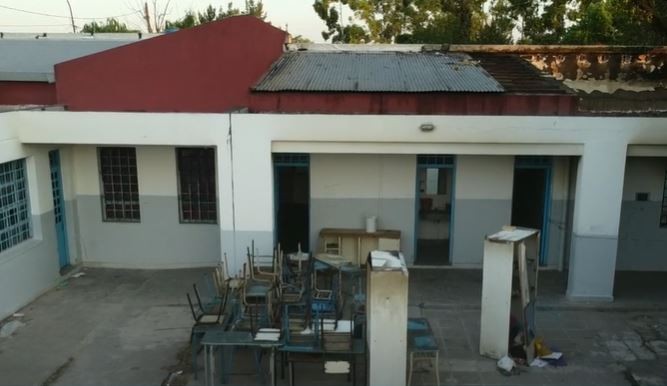 Vandalismo: otra escuela quemada a días del inicio de clases | Actualidad