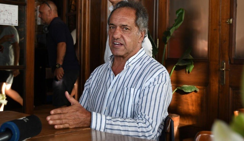Scioli se lanzó a la carrera presidencial: "Precandidato porque hay que atravesar las PASO" | Política y economía