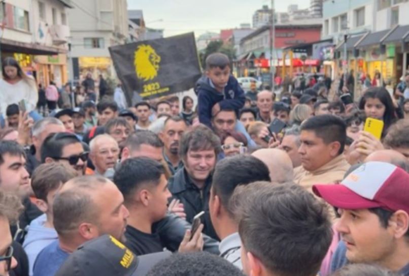 Milei: "Soy peligroso para los chorros del sistema, porque conmigo se acaba la joda" | Política y economía