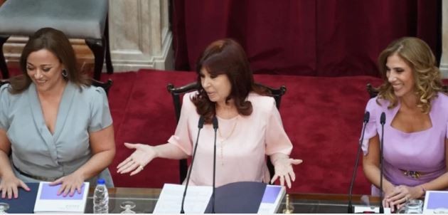 Por primera vez tres mujeres presidan una Asamblea Legislativa | Política y economía