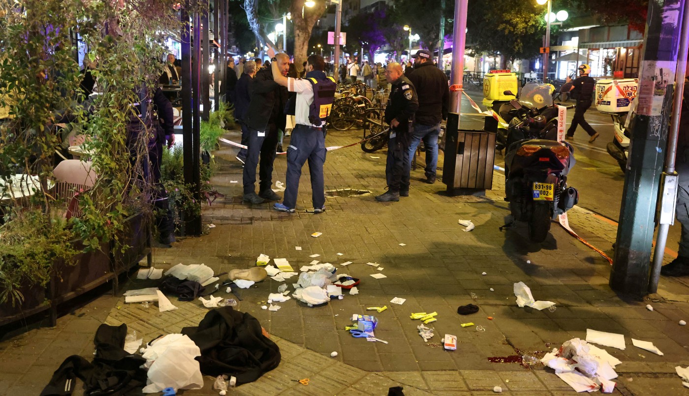 Ataque a tiros en pleno centro de Tel Aviv: tres civiles heridos, uno de ellos grave | Internacionales