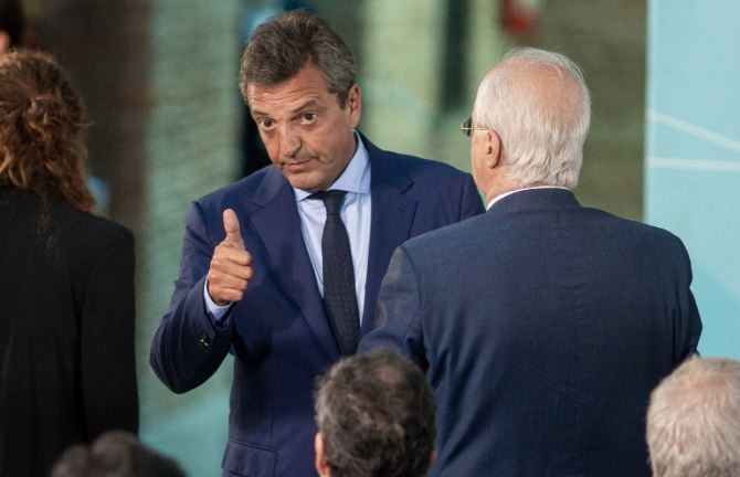 El Gobierno logró un 64% de aceptación en el canje de deuda de pesos | Política y economía