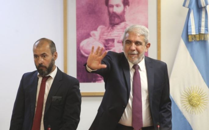 Aníbal Fernández volvió a apuntarle a Cristina Kirchner y se preguntó "cuántas horas trabaja" Máximo Kirchner | Política y economía