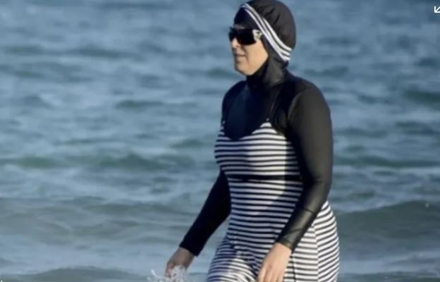 Deberán indemnizar a una joven a la que le prohibieron bañarse con burkini en Mendoza | Actualidad