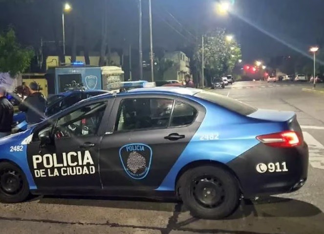 Persiguió al ladrón que le robó el celular, lo atropelló y lo mató: quedó detenido | Actualidad