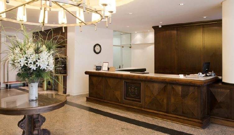 Roban cinco autos de un hotel de Mar del Plata y los abandonan en la periferia de la ciudad | Actualidad