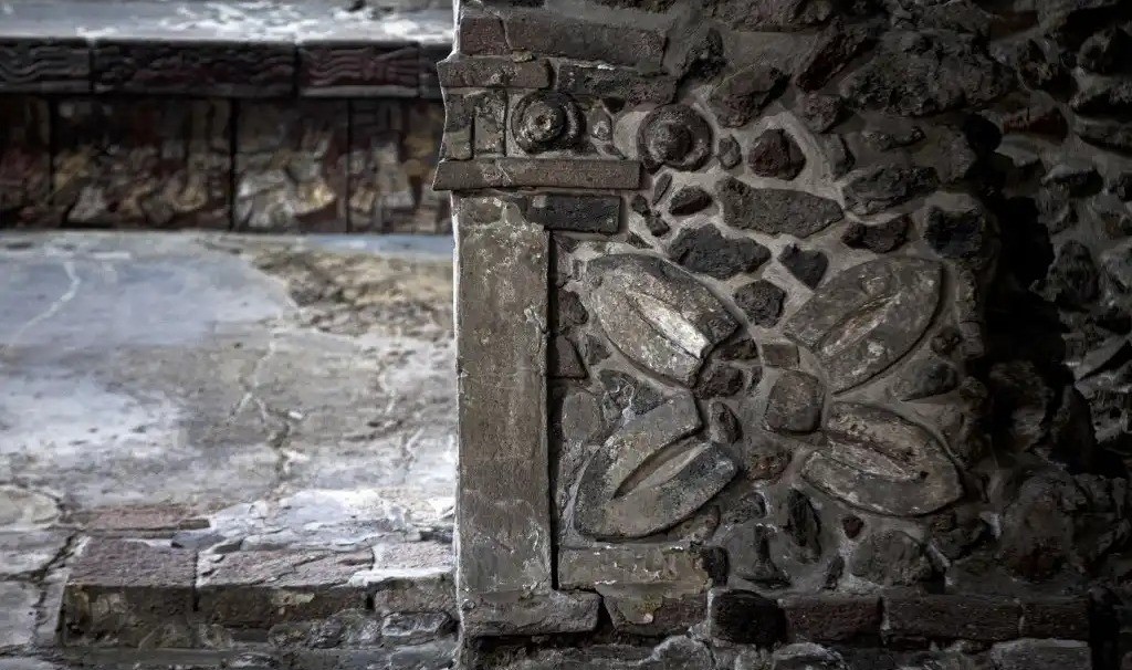 Hija de un intelectual francés devuelve tres piezas prehispánicas a México | Internacionales