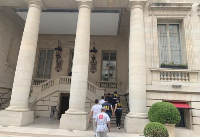 Allanaron hoteles de lujo y clínicas privadas por la causa de las mujeres rusas embarazadas que llegan al país | Actualidad