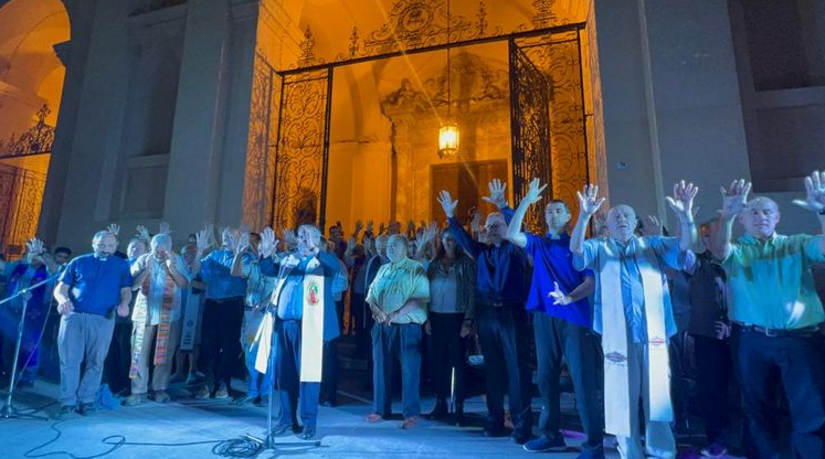 Marcha de la Iglesia Católica para decir basta a la droga y la delincuencia | Córdoba
