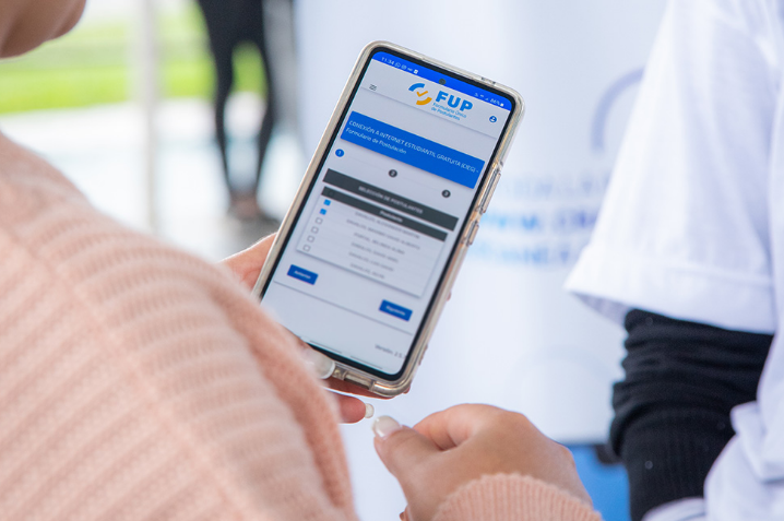 Comienza la inscripción al programa de Conexión a Internet Estudiantil Gratuita para nivel superior | Córdoba