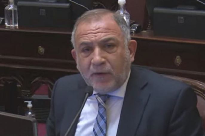 Luis Juez se quebró al hablar de la discapacidad de su hija mientras se debatía una ley en el Senado | Política y economía