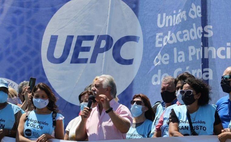 Conflicto docente: la Provincia propuso a la UEPC un 60% de aumento salarial | Córdoba