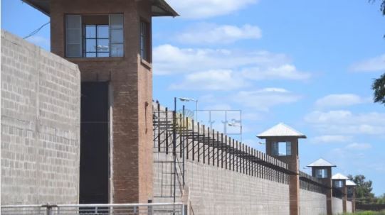 Desde la cárcel creó falsa empresa con la que estafó a 100 personas en Chaco | Actualidad