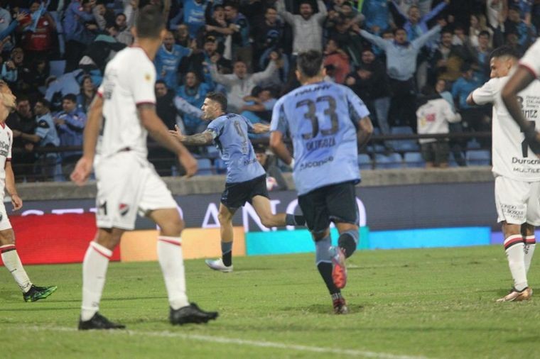 Belgrano, intratable: venció a Newell’s y se anota en la pelea por el campeonato | Deportes
