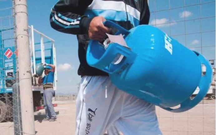 Fraccionadores de gas para garrafas reclaman por una deuda de más de $5.400 millones | Política y economía