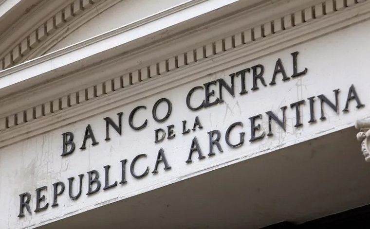 El Banco Central subió al 91% la tasa de interés para contener al dólar | Córdoba