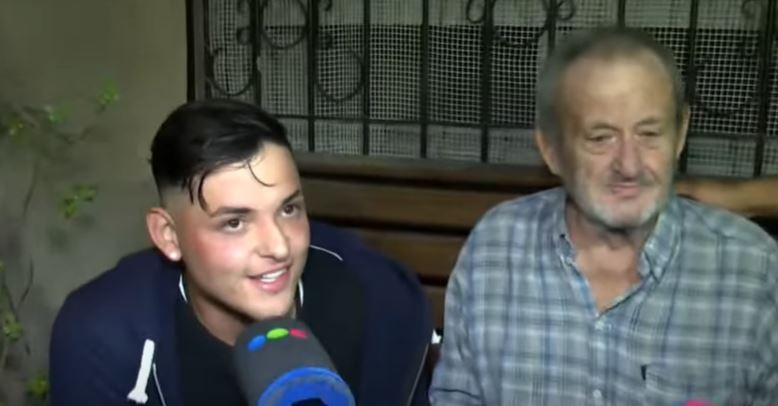 Carlos se reencontró con los jóvenes que detuvieron al ladrón de la bicicleta | Córdoba