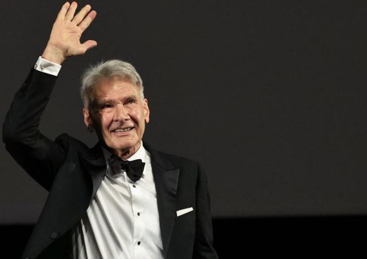 Emocionado hasta las lágrimas Harrison Ford recibe la Palma de Honor en Cannes | Espectáculos