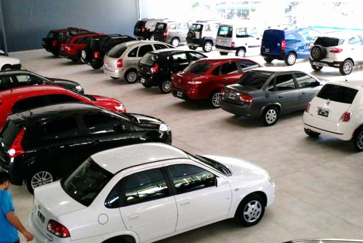 Asaltaron concesionaria y usan sus cheques como forma de pago | Córdoba