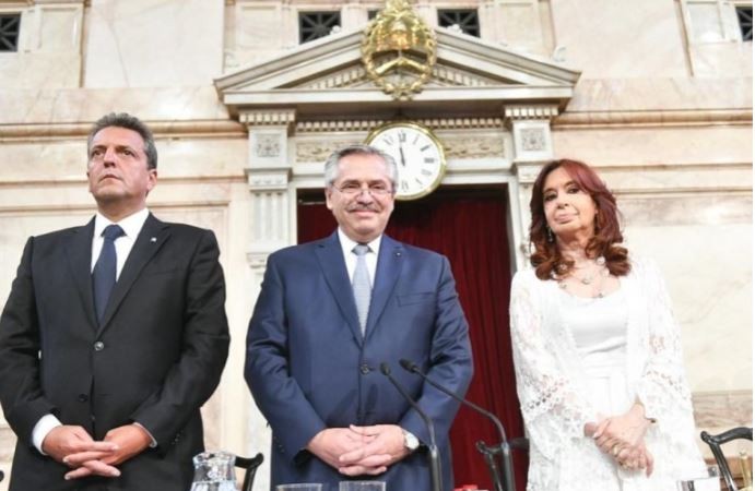 Massa, con Alberto Fernández en el tedeum y con Cristina Kirchner en la Plaza de Mayo | Elecciones 2023