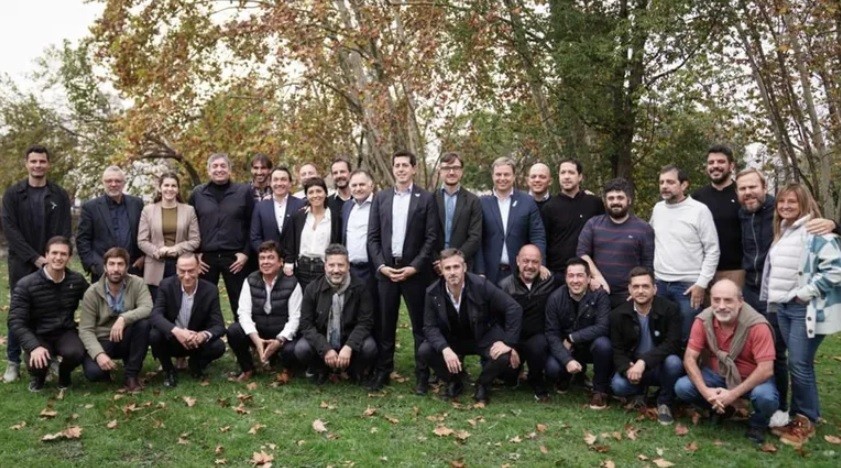 Piden a la Corte que declare inconstitucional la re-reelección de intendentes bonaerenses | Política y economía