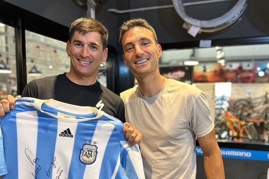 Scaloni de visita en Córdoba: reuniones con amigos y paseos en bicicleta por las sierras | Deportes