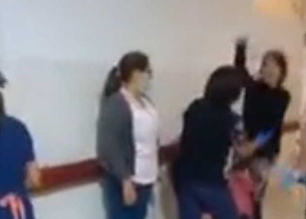 Video: brutal golpiza a una pediatra en un Hospital de Niños | Actualidad