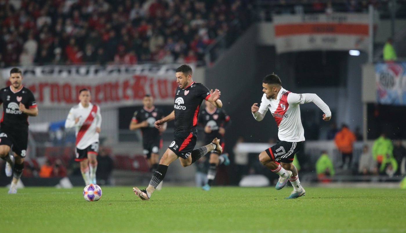 Instituto no lo pudo aguantar y perdió contra el puntero River | Deportes