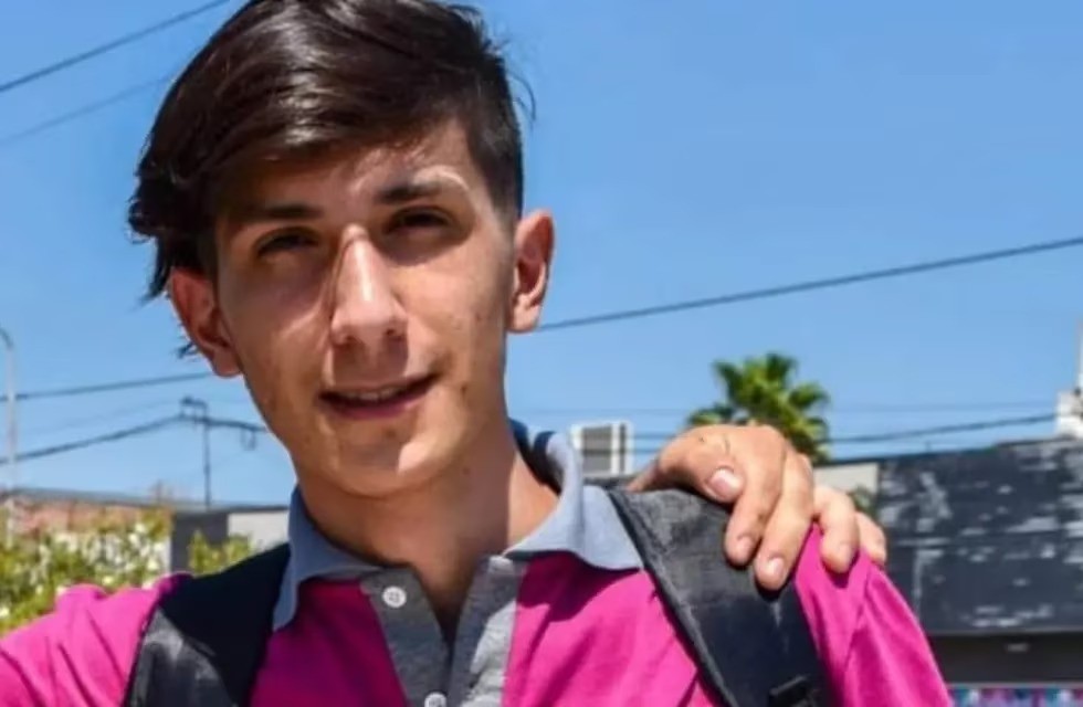 Los padres del chico que murió en medio de una clase en Laboulaye sospechan inacción del colegio | Córdoba