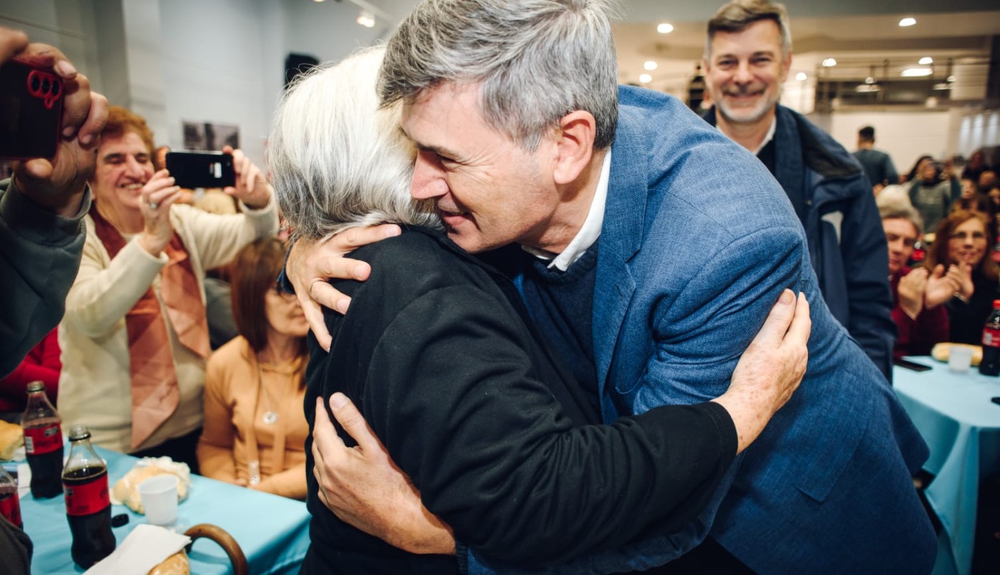 Passerini en el gremio de comercio: “No hace falta inventar una grieta para hacer las cosas bien” | Córdoba