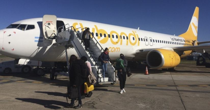 Un hombre de 49 años se descompensó en un vuelo y murió en el aeropuerto de Neuquén | Actualidad