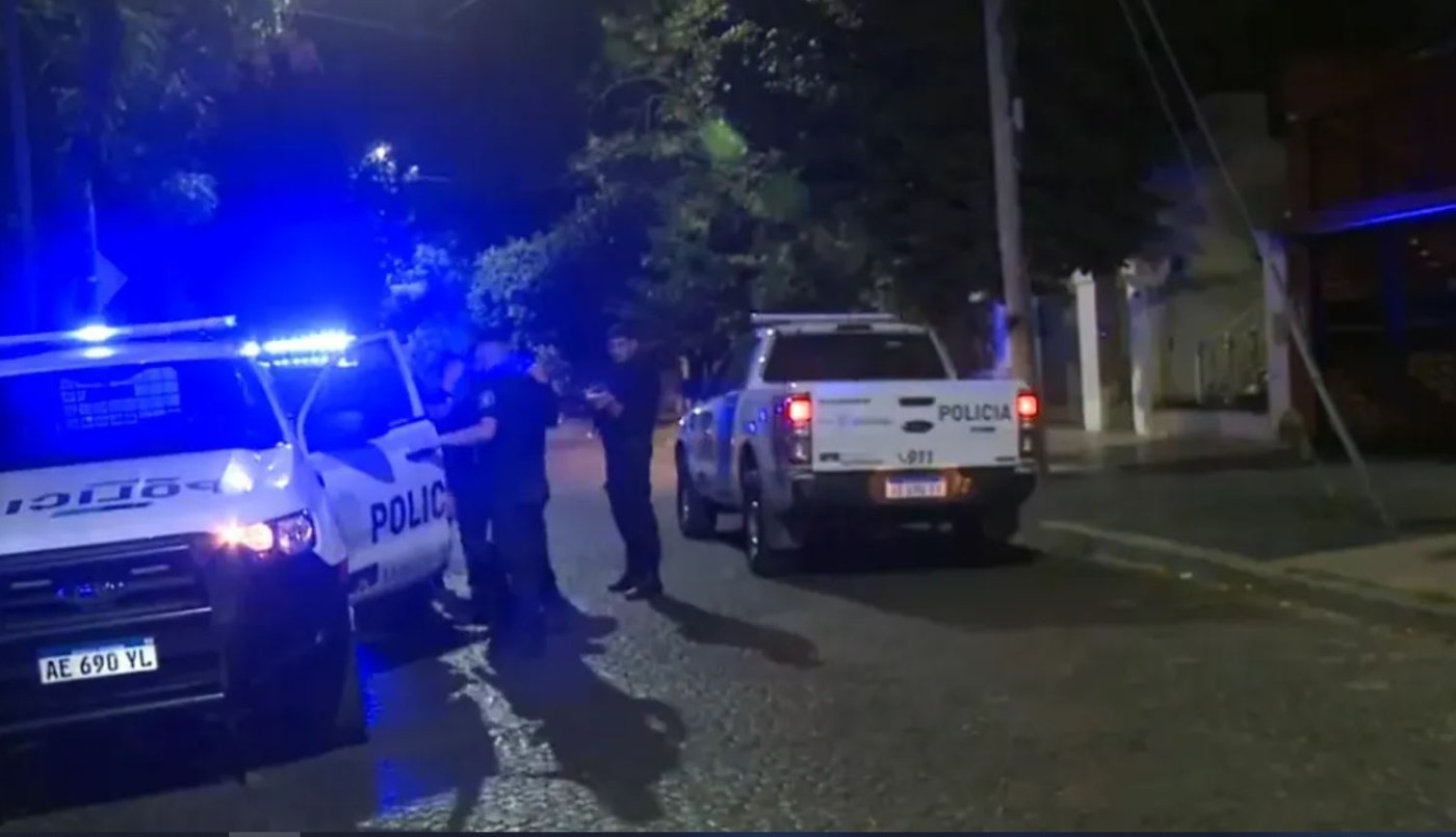 Discutieron por unas uñas esculpidas y la pelea terminó con un hombre muerto y su hijastra herida | Actualidad