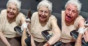 Video: tiene 91 años y decidió tatuarse con sus bisnietos | Internacionales