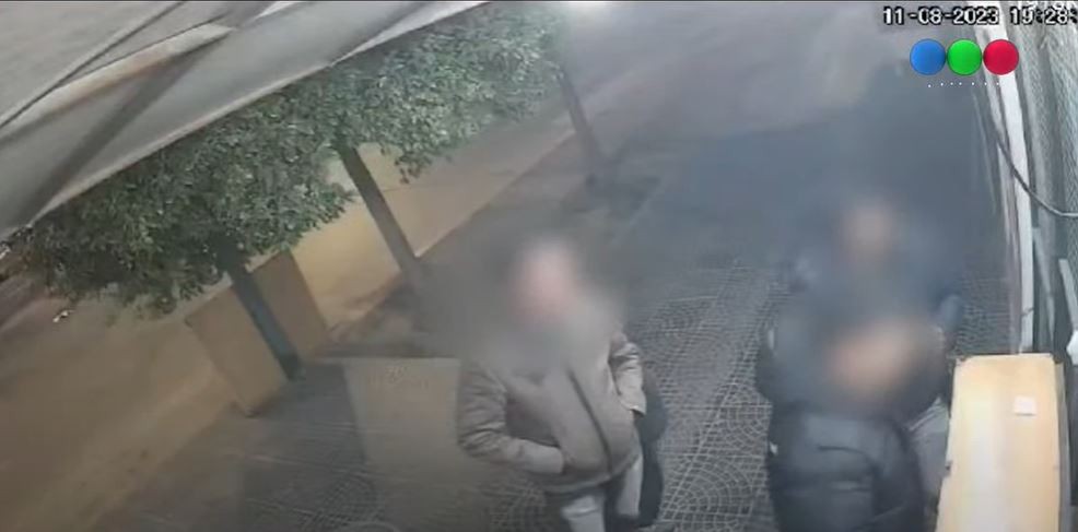 Le robaron una mochila, los rastreó e identificó a los ladrones: aún no tiene respuestas | Córdoba