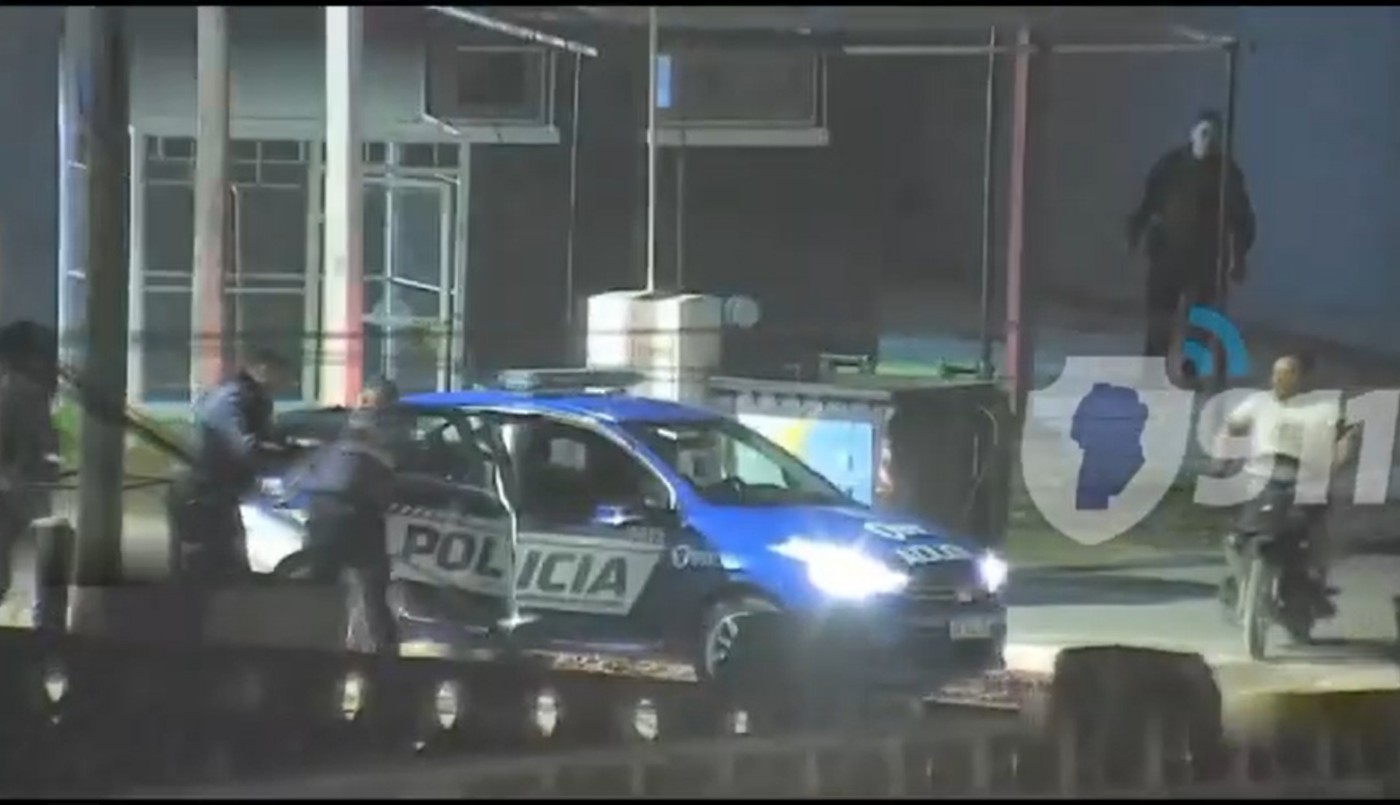 Video: oficiales de la Policía le salvaron la vida a una beba recién nacida | Córdoba