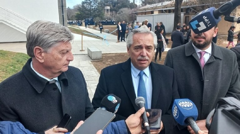 Alberto Fernández anticipó el anuncio de Massa: suma fija, bono a jubilados y suba en planes sociales | Elecciones 2023