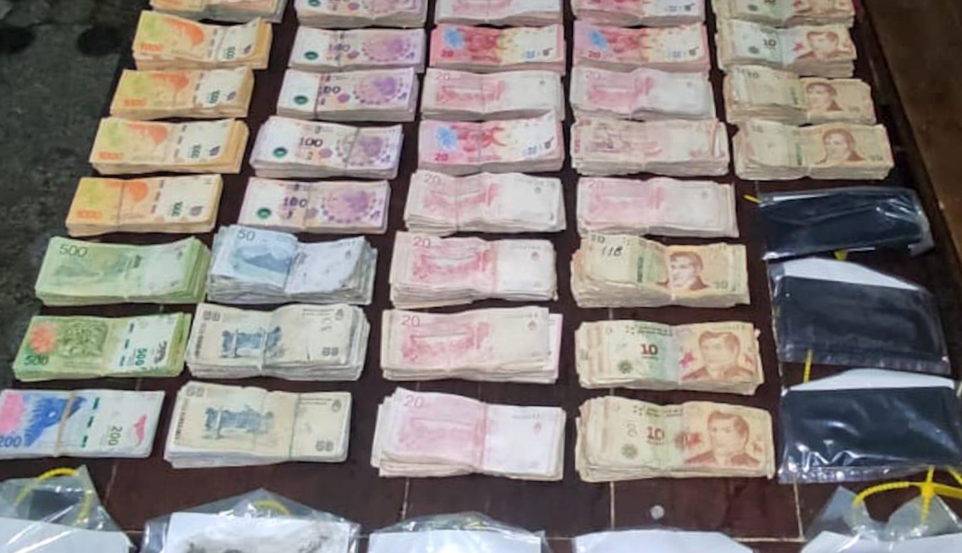 Detuvieron a un hombre que usaba la fachada de un kiosco para vender drogas en Malvinas Argentinas | Córdoba