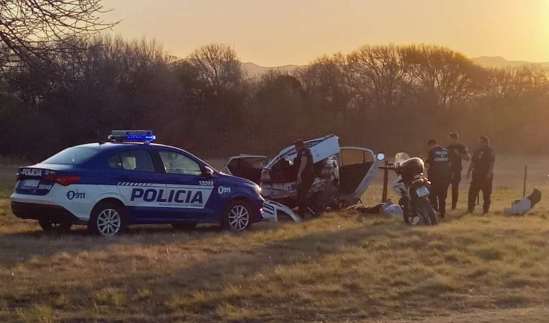 En Alta Gracia dos hombres que huían de la Policía volcaron en la ruta y fueron detenidos | Córdoba