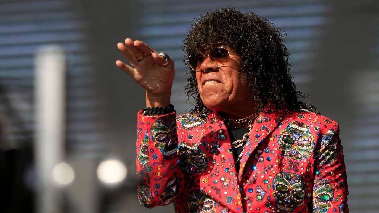 Video: temas de La Mona Jiménez suenan en las canchas de Colombia | Deportes