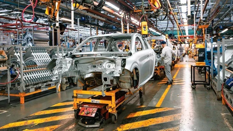 Autos en “Precios Justos”: cómo es el acuerdo que negocian el Gobierno y las automotrices para congelar el valor de los 0Km | Actualidad