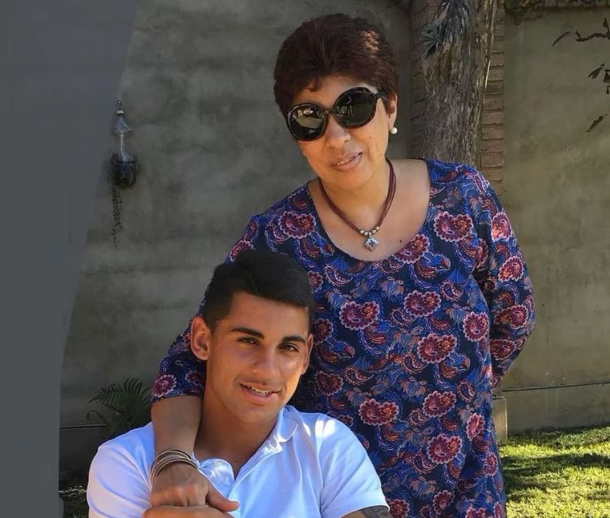 El gesto del Cuti Romero con sus padres que es viral en las redes | Deportes