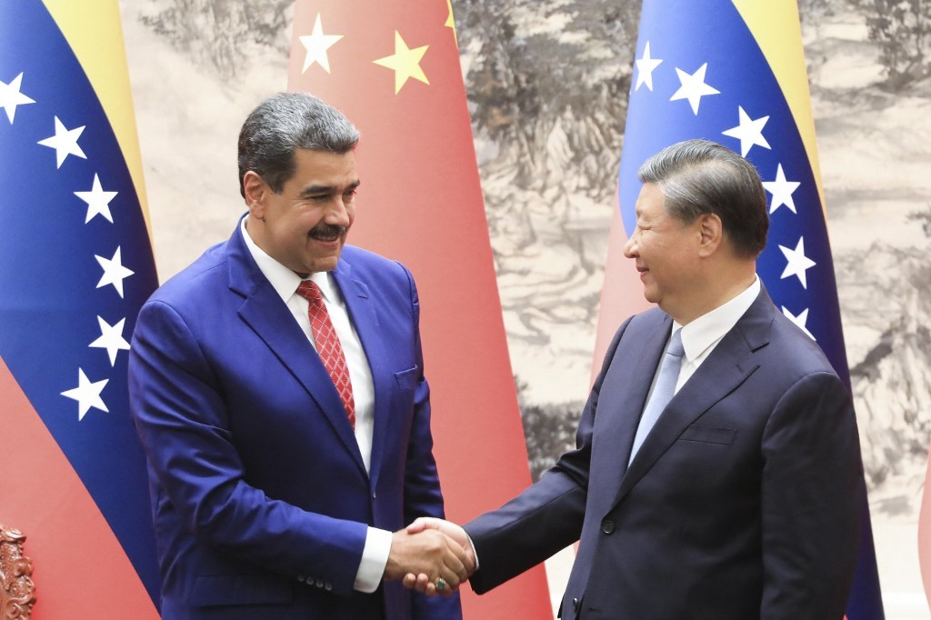 "Lo que vamos es pa' la Luna": la euforia de Maduro tras cerrar acuerdos con China | Internacionales