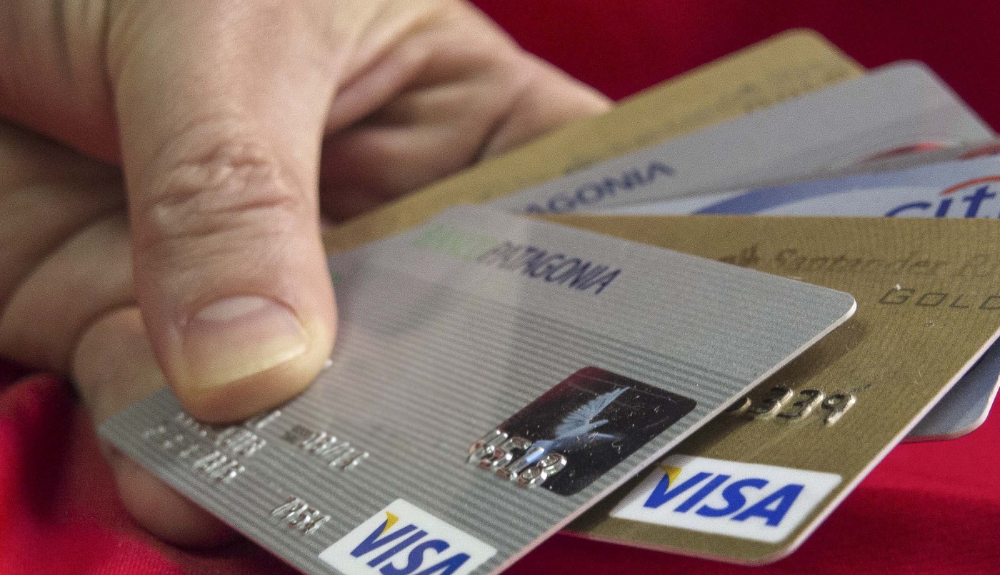 Los bancos empezarán a acreditar en cuenta este viernes los montos de "compre sin IVA" | Política y economía