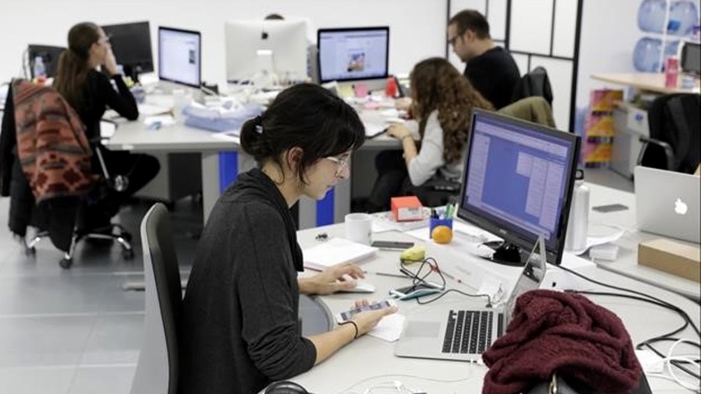 El empleo asalariado registrado en el sector privado lleva 36 meses de crecimiento consecutivo | Política y economía