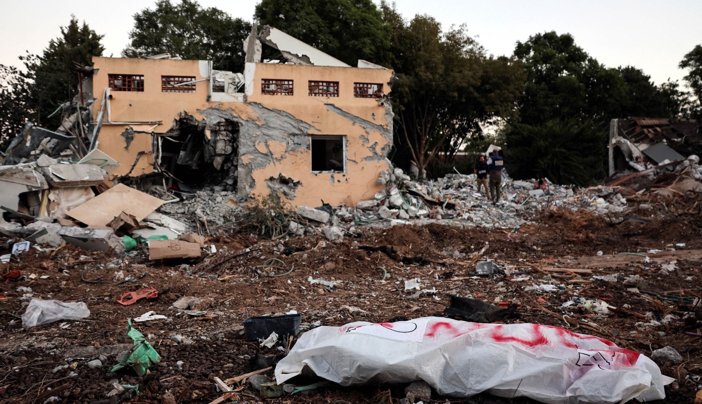 Palestinos denuncian un ataque israelí contra una escuela | Internacionales