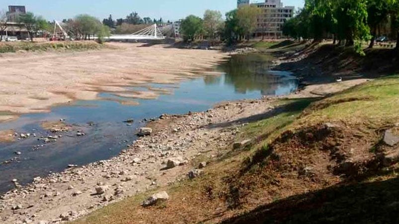 Piden consumo medido y racional del agua en toda Córdoba por la bajante | Córdoba
