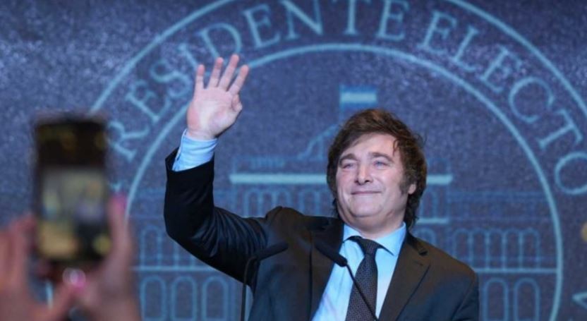 El primer día de Javier Milei como presidente electo: reuniones, llamados y entrevistas | Política y economía