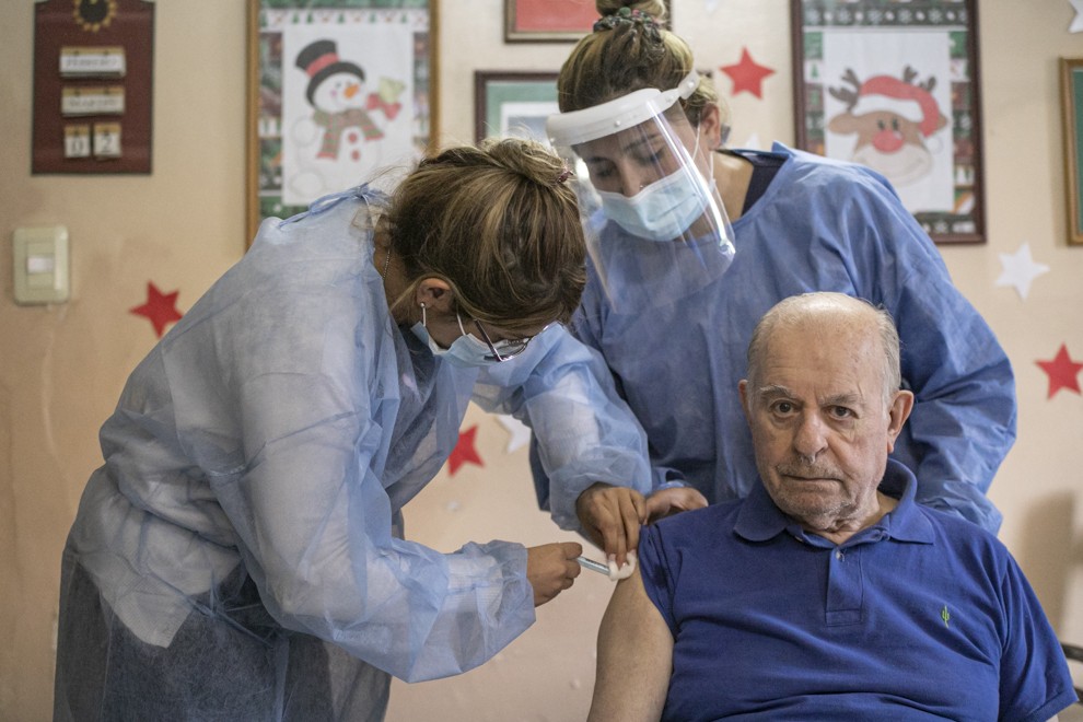Comenzó la vacunación en Córdoba a adultos mayores | Córdoba